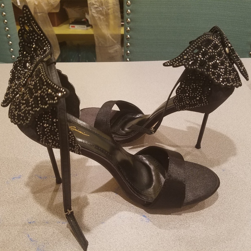 Butterfly high heels